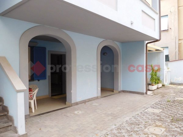 appartamento in vendita a Cecina