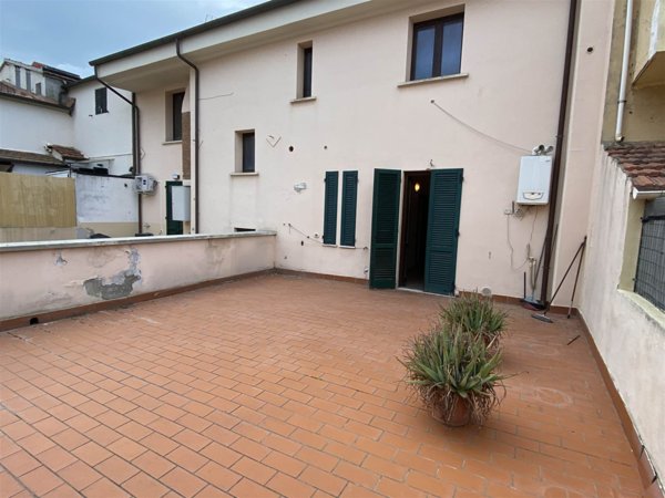 appartamento in vendita a Cecina