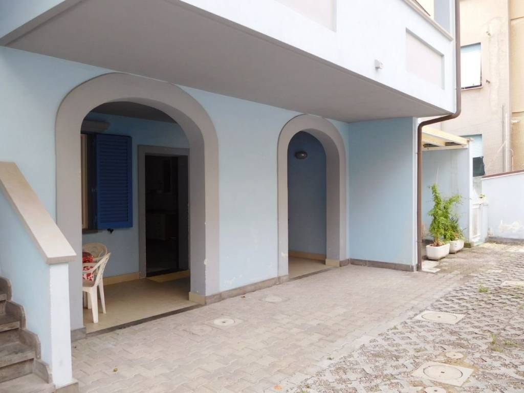 appartamento in vendita a Cecina