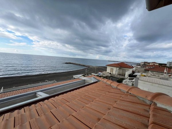 appartamento in vendita a Cecina