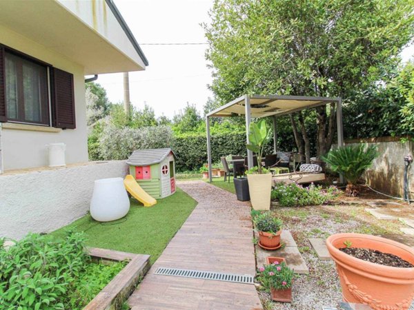 appartamento in vendita a Cecina