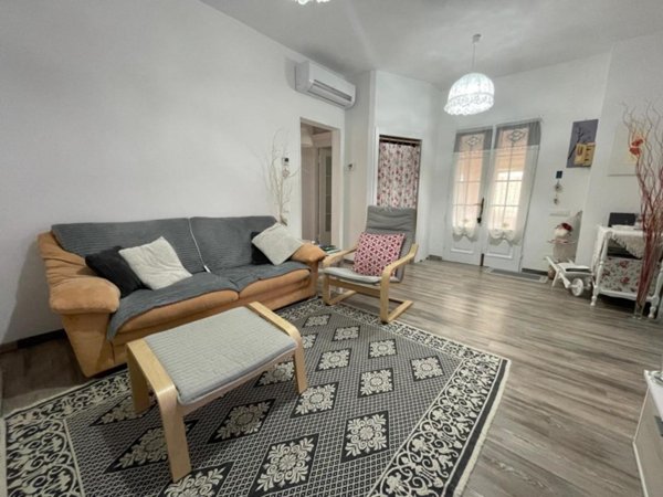 casa indipendente in vendita a Cecina