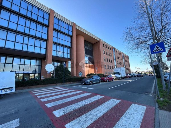 ufficio in vendita a Cecina