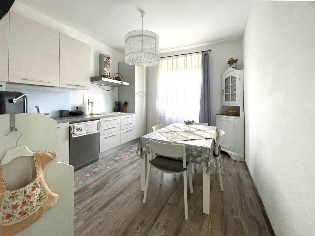 appartamento in vendita a Cecina
