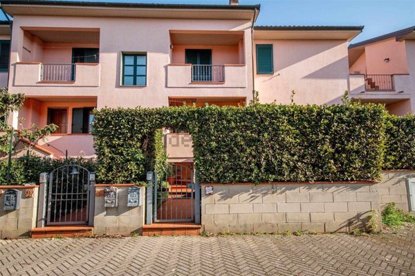 appartamento in vendita a Cecina