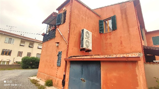 appartamento in vendita a Cecina