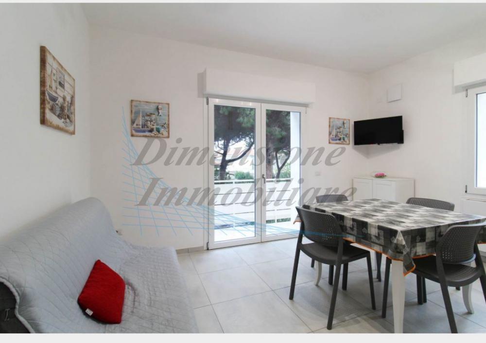 casa indipendente in vendita a Cecina