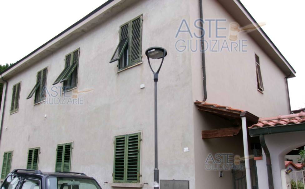 appartamento in vendita a Cecina