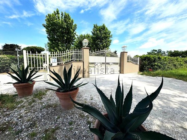 appartamento in vendita a Cecina