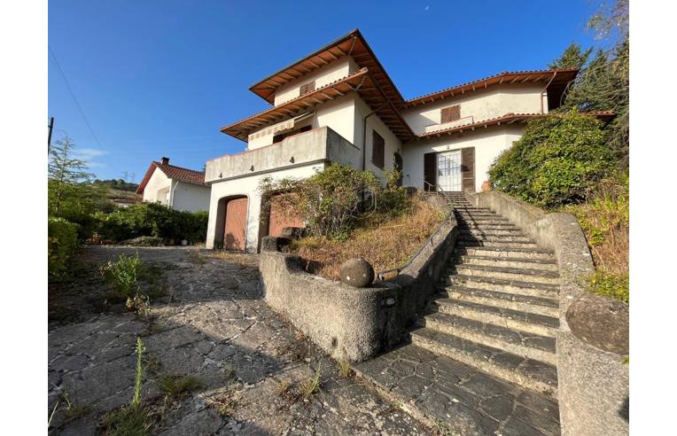 casa indipendente in vendita a Cecina