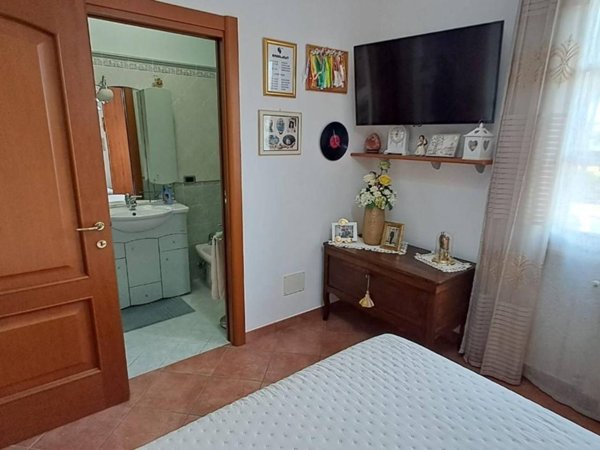 casa indipendente in vendita a Cecina