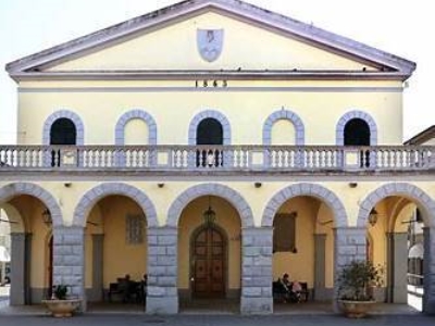 appartamento in vendita a Cecina