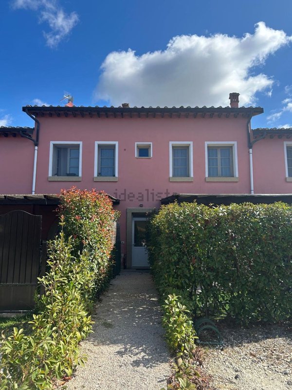 appartamento in vendita a Cecina