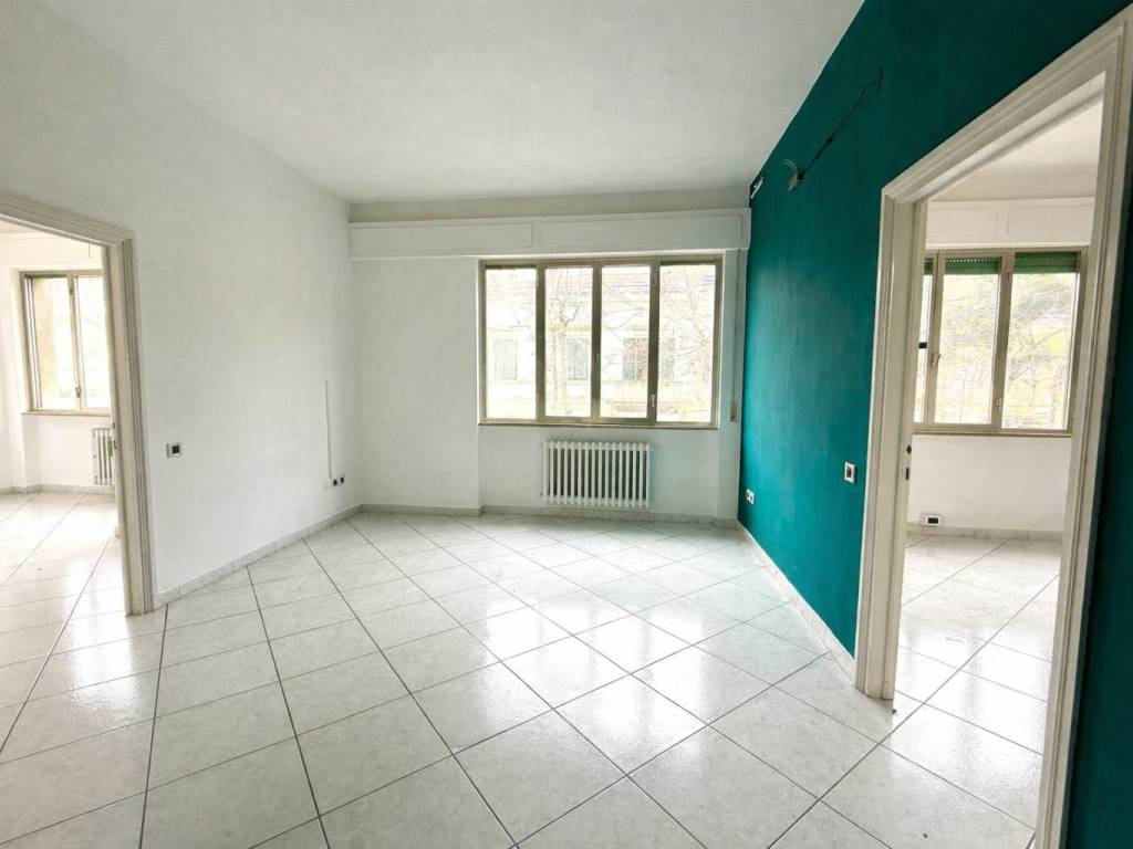 ufficio in vendita a Cecina