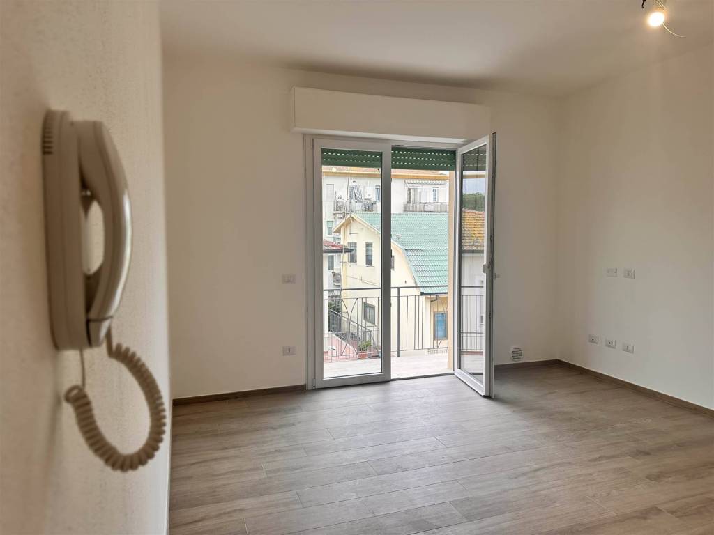 appartamento in vendita a Cecina