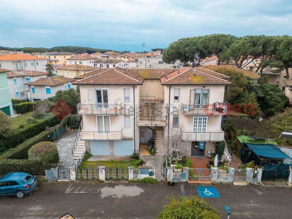 appartamento in vendita a Cecina