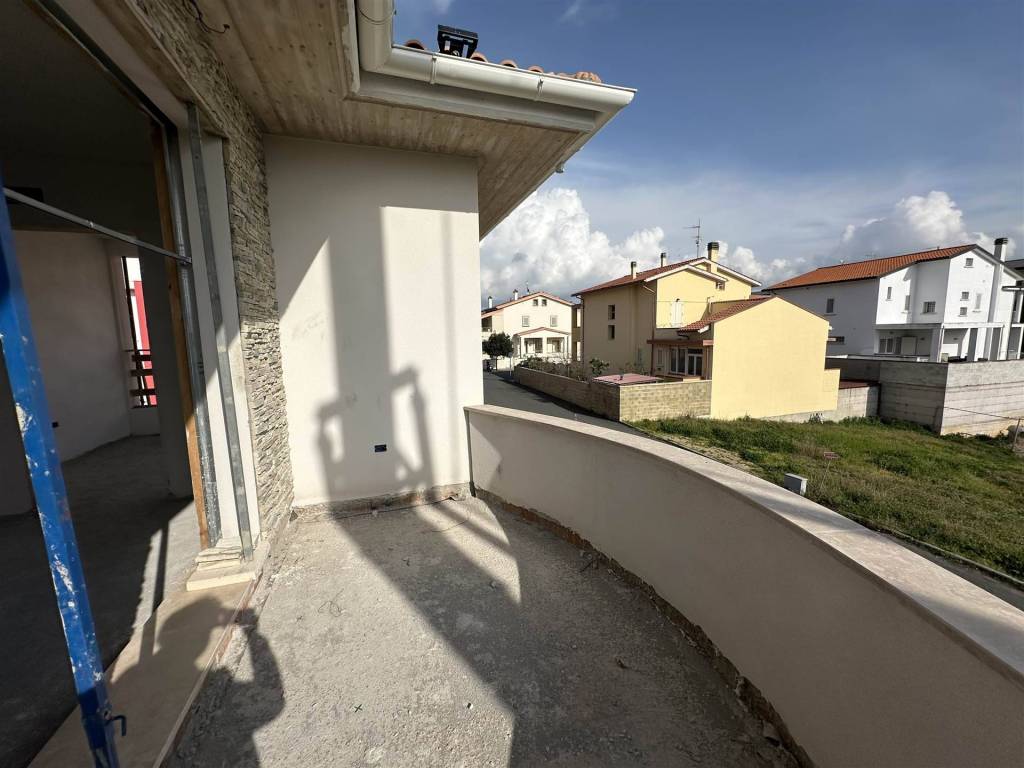 casa indipendente in vendita a Cecina