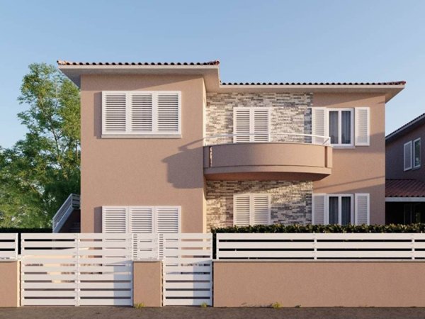 casa indipendente in vendita a Cecina