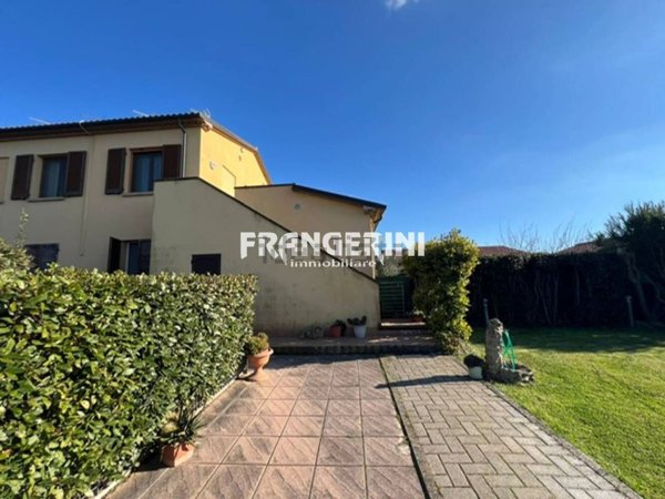 appartamento in vendita a Cecina