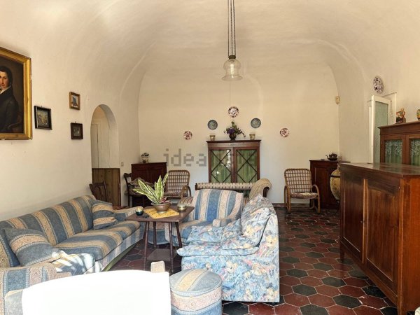 casa indipendente in vendita a Cecina
