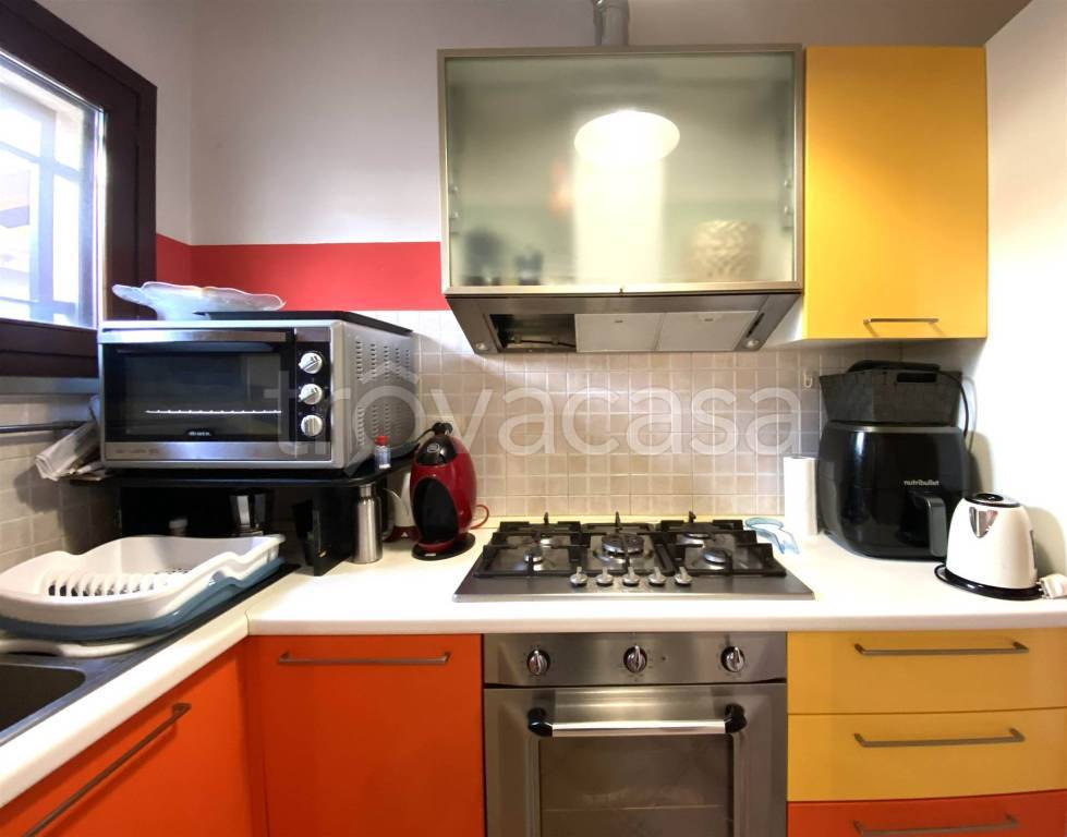 appartamento in vendita a Cecina