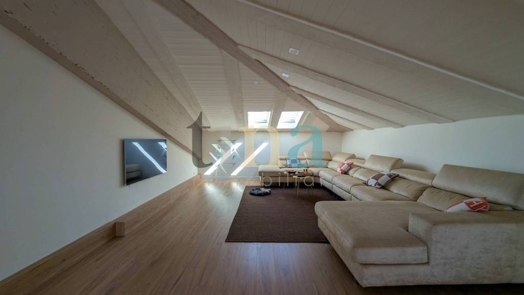 appartamento in vendita a Cecina