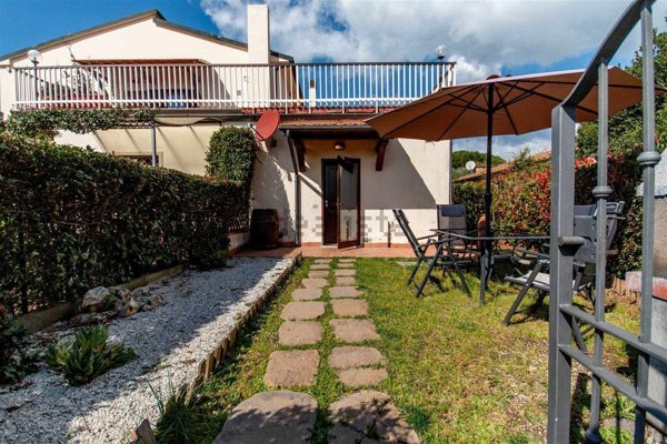 appartamento in vendita a Cecina