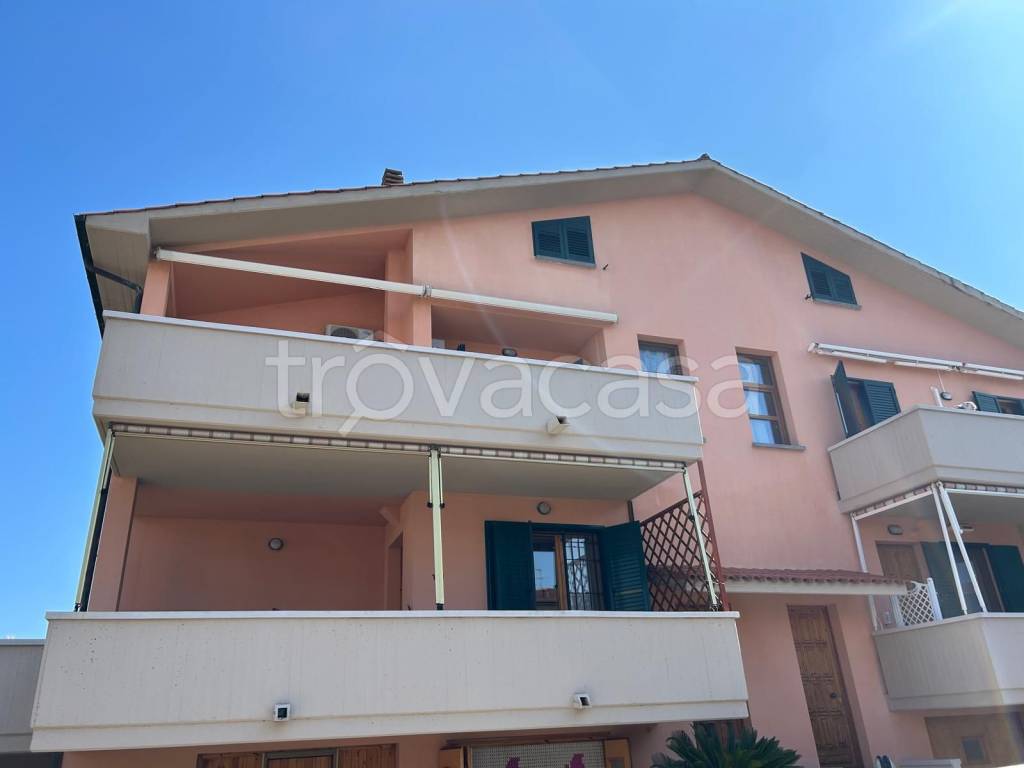 appartamento in vendita a Cecina