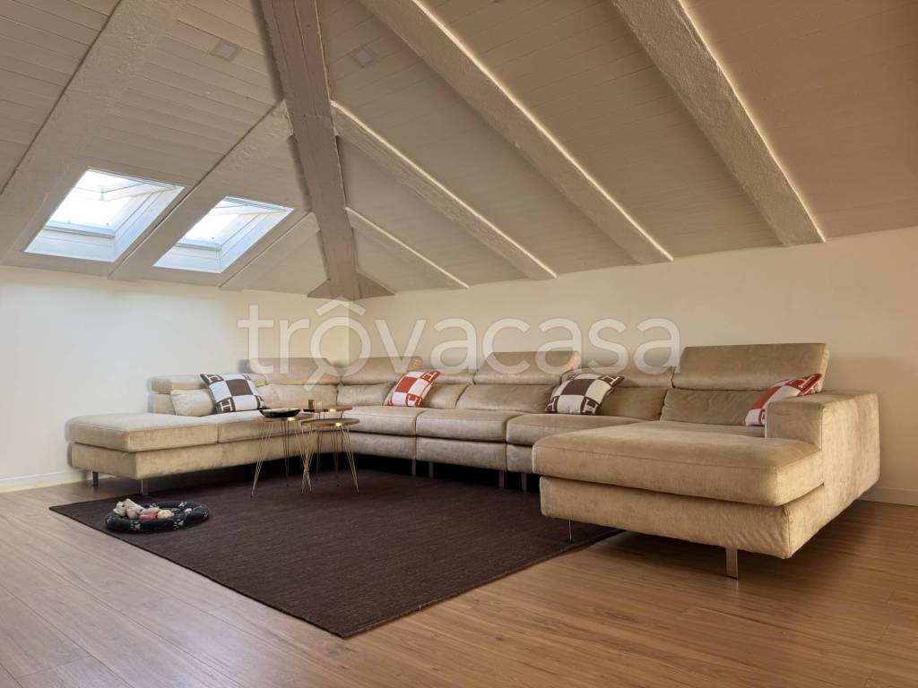 appartamento in vendita a Cecina