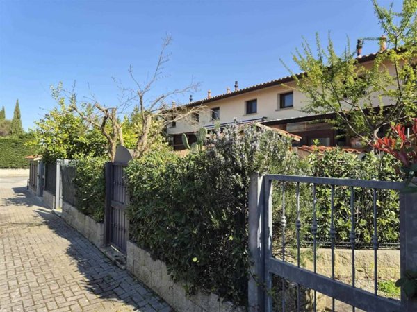 appartamento in vendita a Cecina