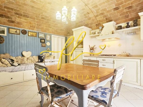 appartamento in vendita a Cecina