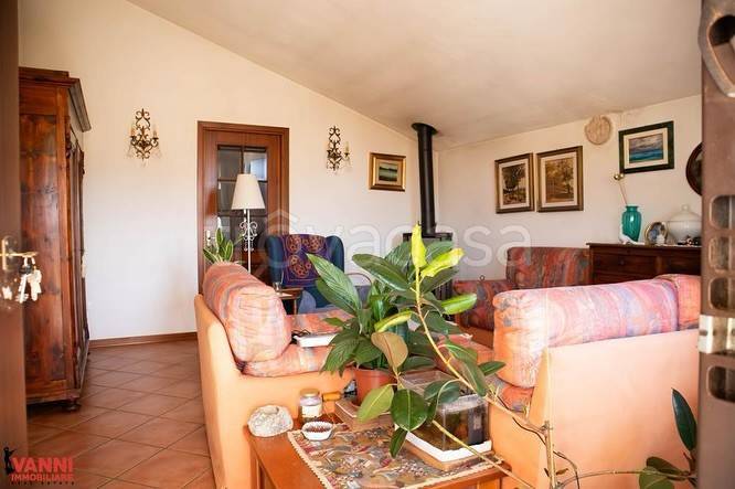 appartamento in vendita a Cecina