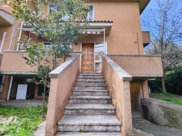 appartamento in vendita a Cecina