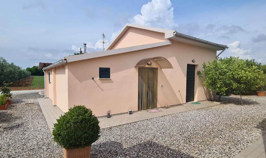 appartamento in vendita a Cecina