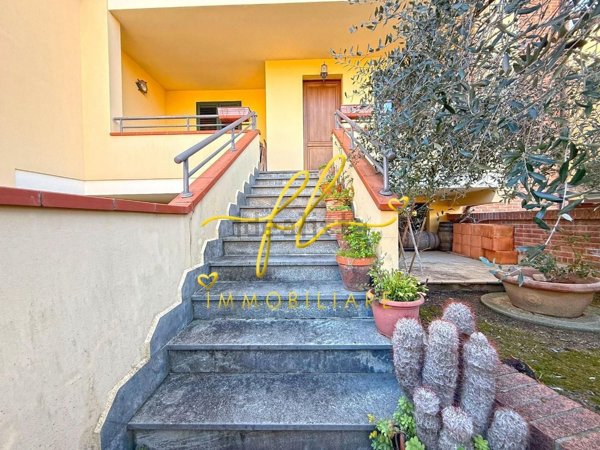 appartamento in vendita a Cecina