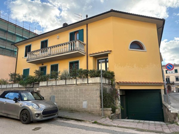 appartamento in vendita a Cecina