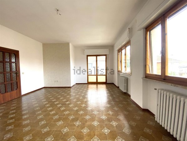 appartamento in vendita a Cecina