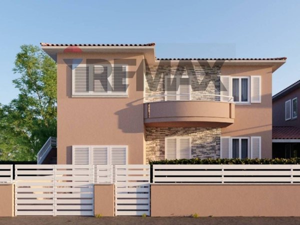 casa indipendente in vendita a Cecina