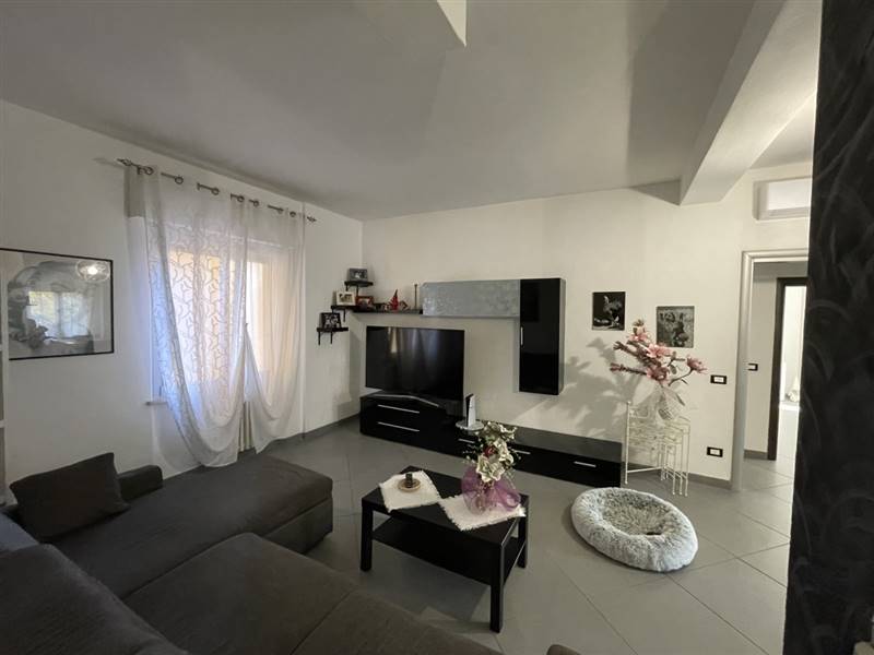 appartamento in vendita a Cecina