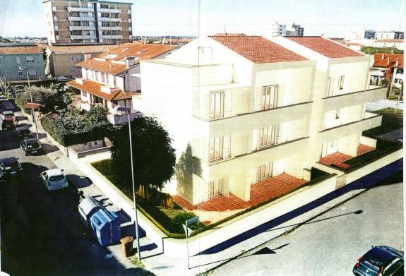 appartamento in vendita a Cecina