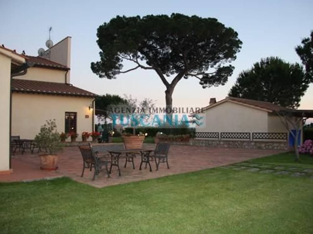 appartamento in vendita a Cecina
