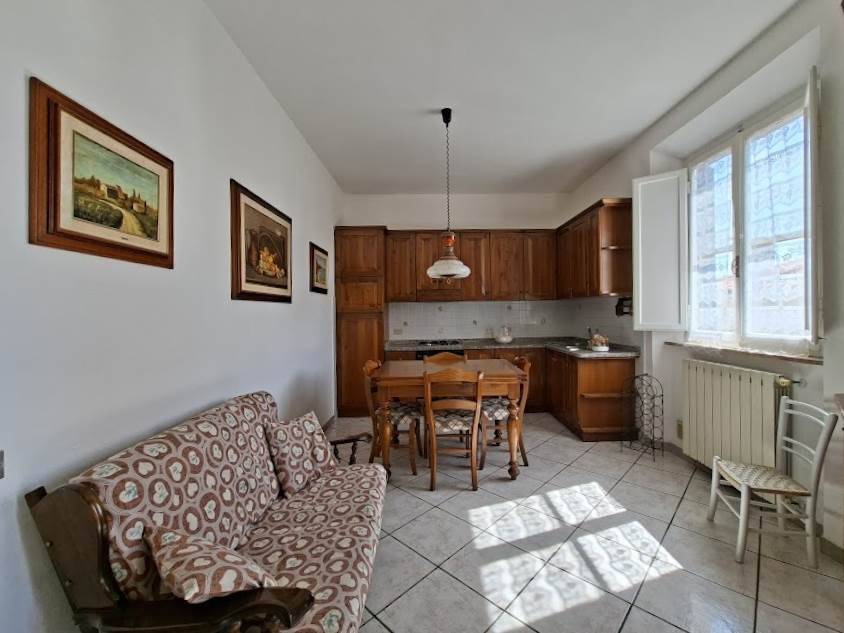 appartamento in vendita a Cecina