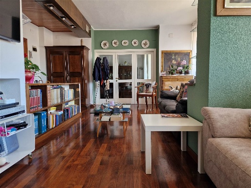 appartamento in vendita a Cecina