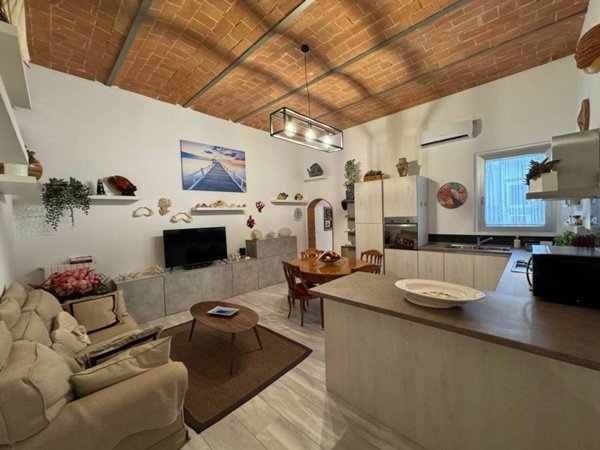 appartamento in vendita a Cecina