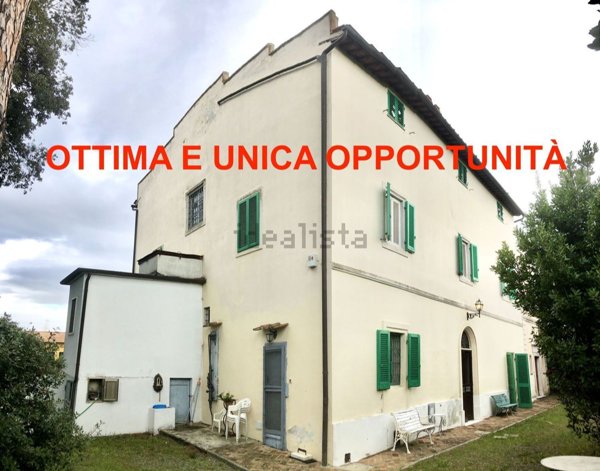 casa indipendente in vendita a Cecina