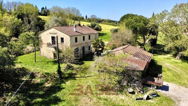 casale in vendita a Cecina