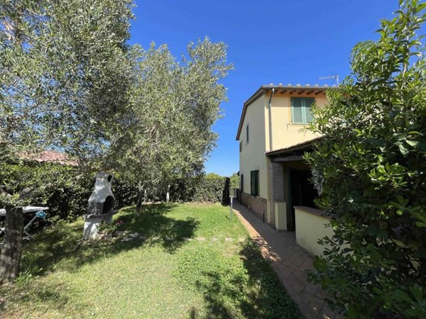 appartamento in vendita a Cecina
