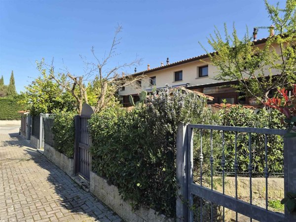 appartamento in vendita a Cecina