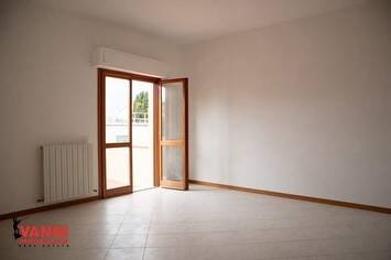 appartamento in vendita a Cecina