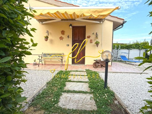 appartamento in vendita a Cecina
